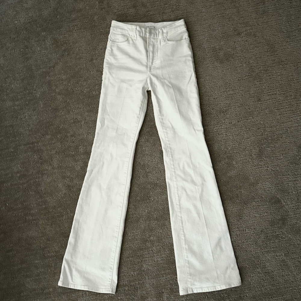 Good American flared jeans. Size 25 white